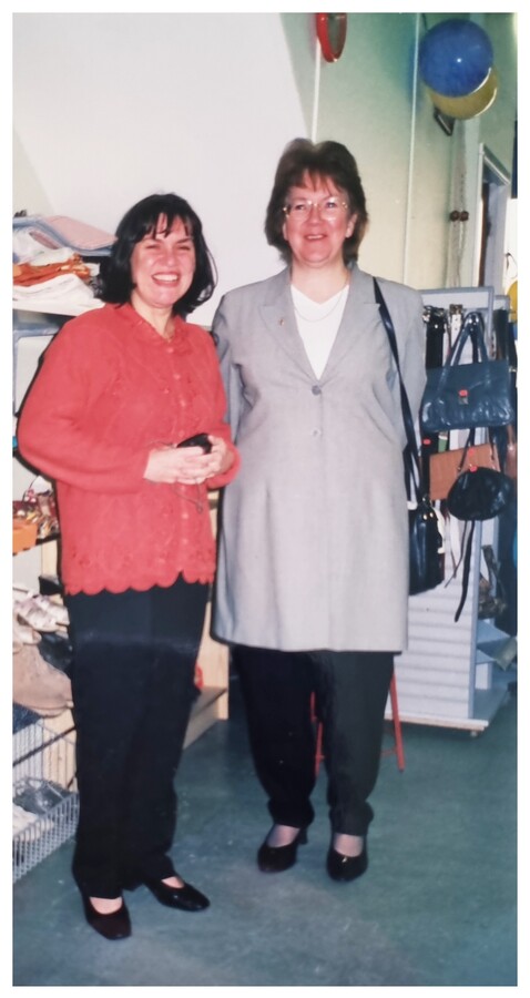 One of our former Volunteer Service Managers, Diane Diamond